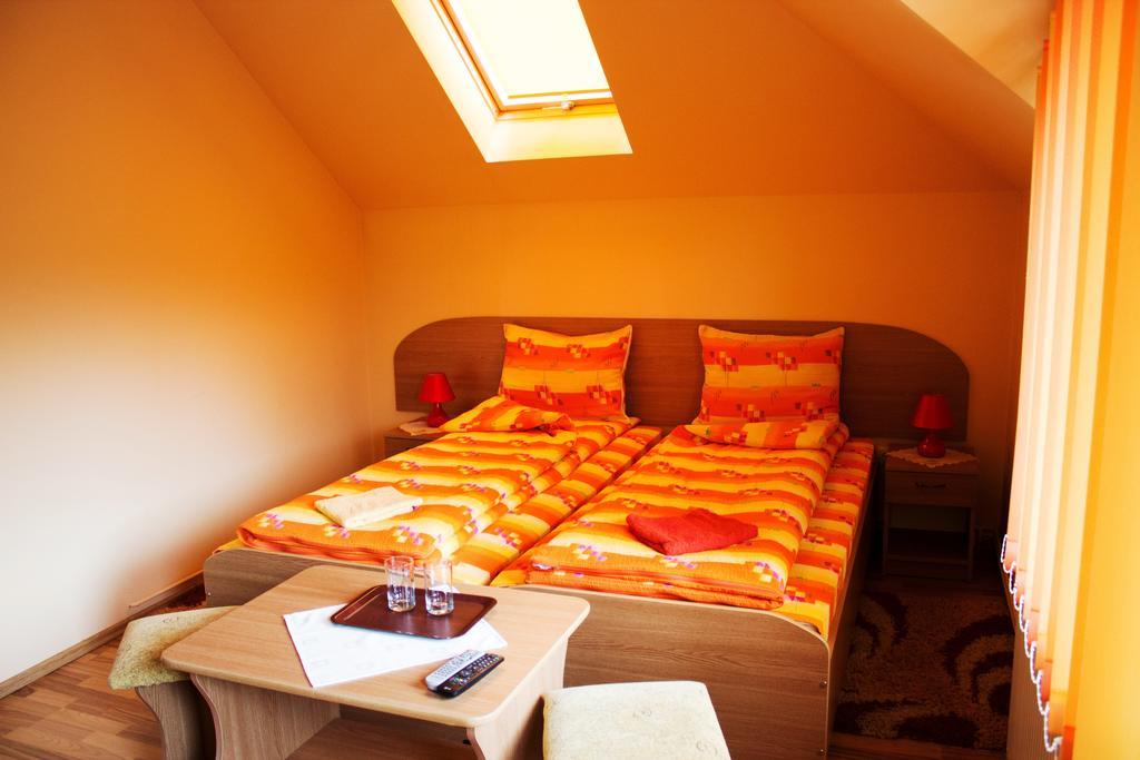Picnic Panzio Bed & Breakfast Lunca de Sus Luaran gambar