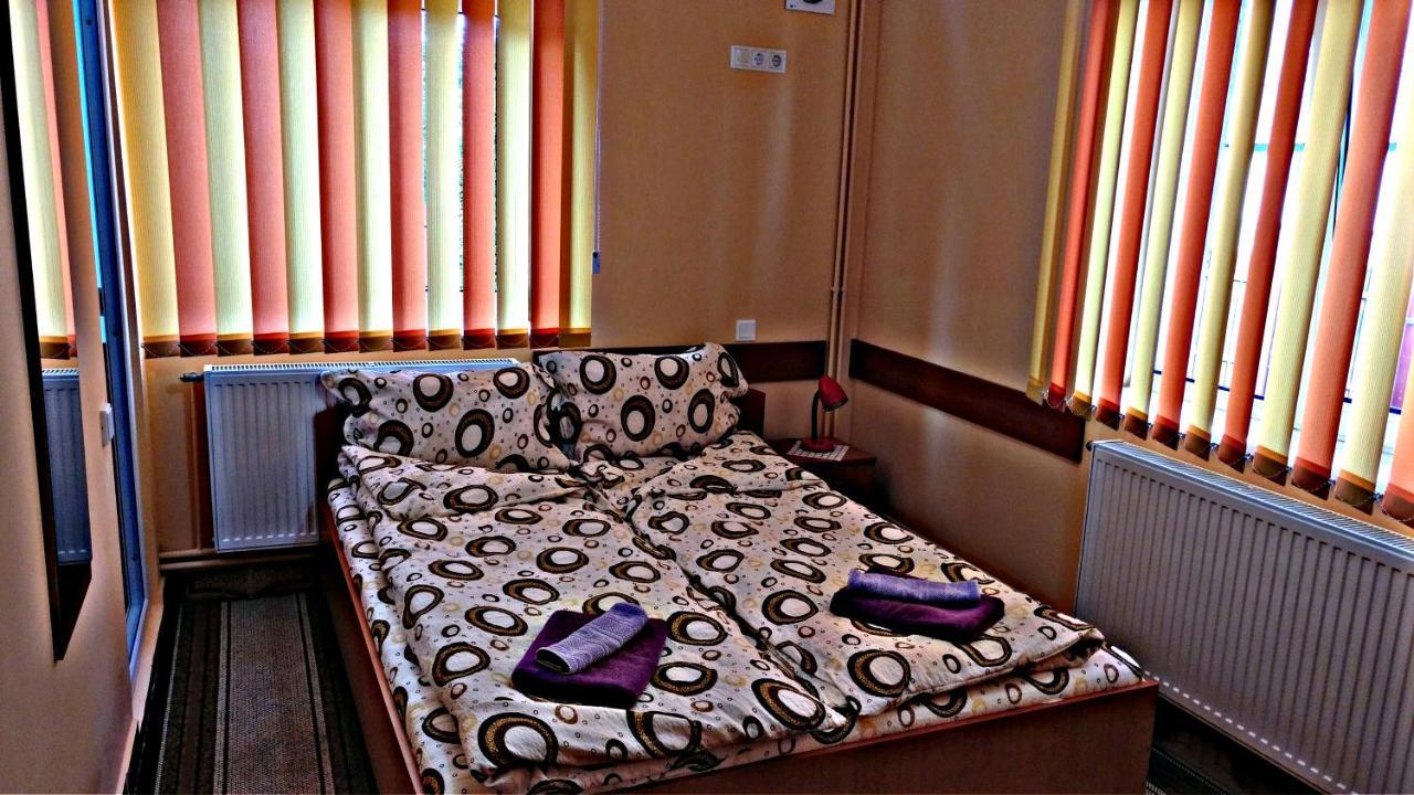 Picnic Panzio Bed & Breakfast Lunca de Sus Luaran gambar