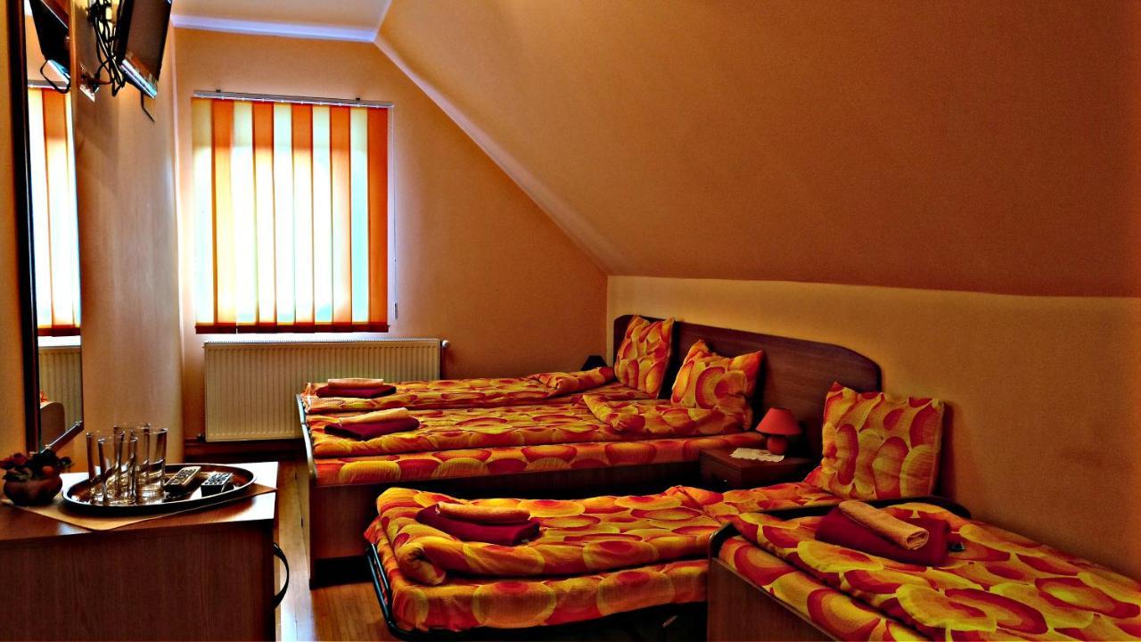 Picnic Panzio Bed & Breakfast Lunca de Sus Luaran gambar