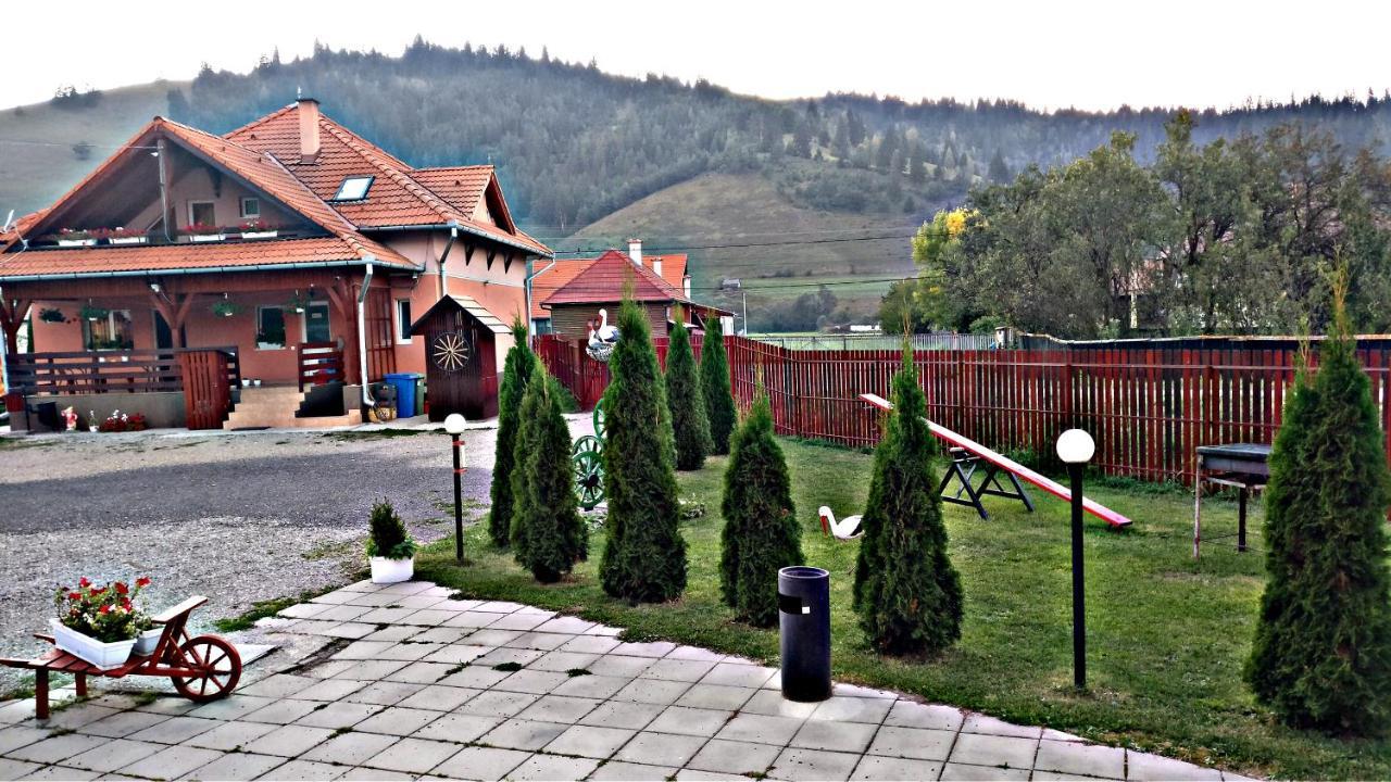 Picnic Panzio Bed & Breakfast Lunca de Sus Luaran gambar